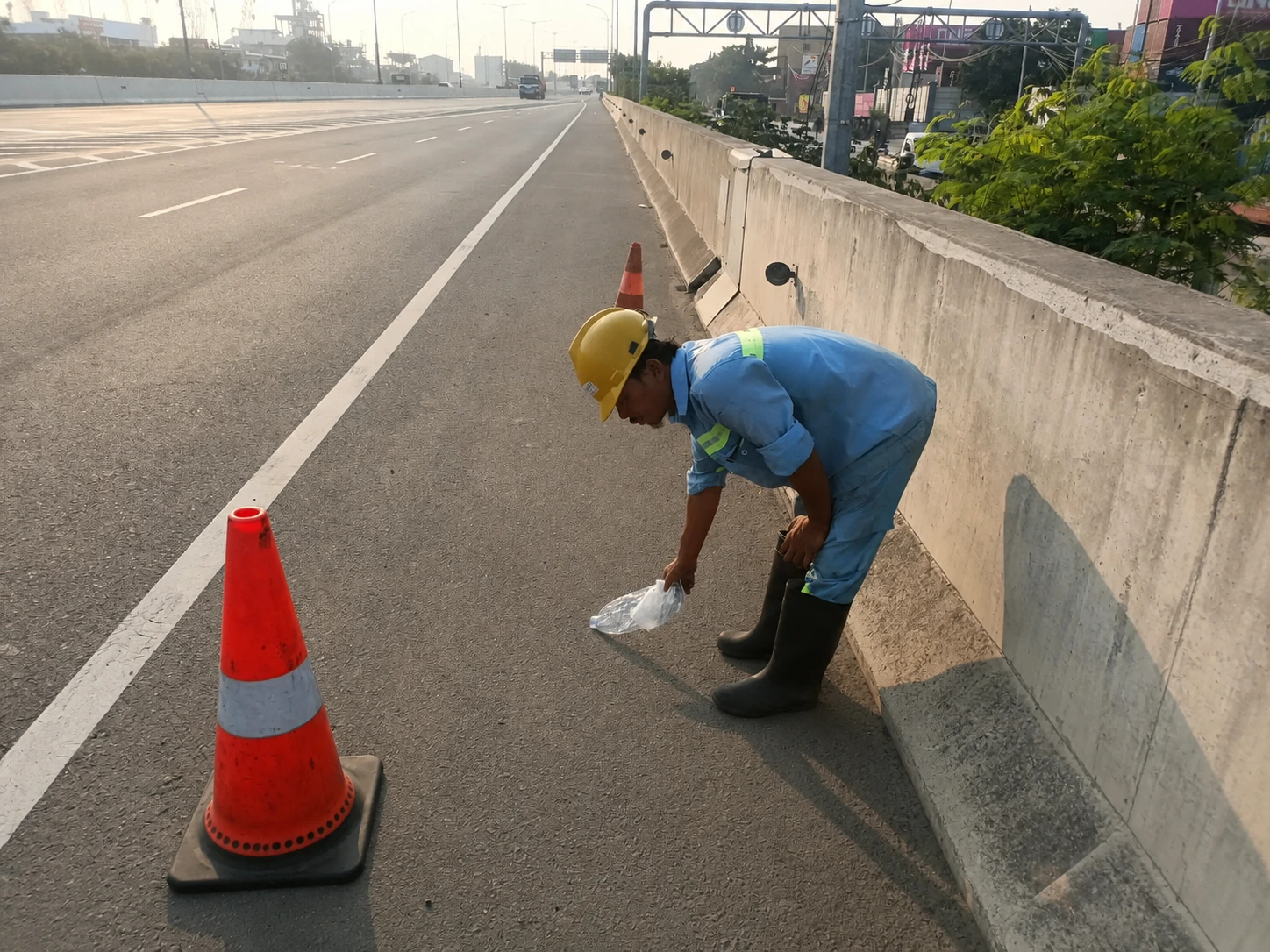 Pembersihan jalan  - Slide 4